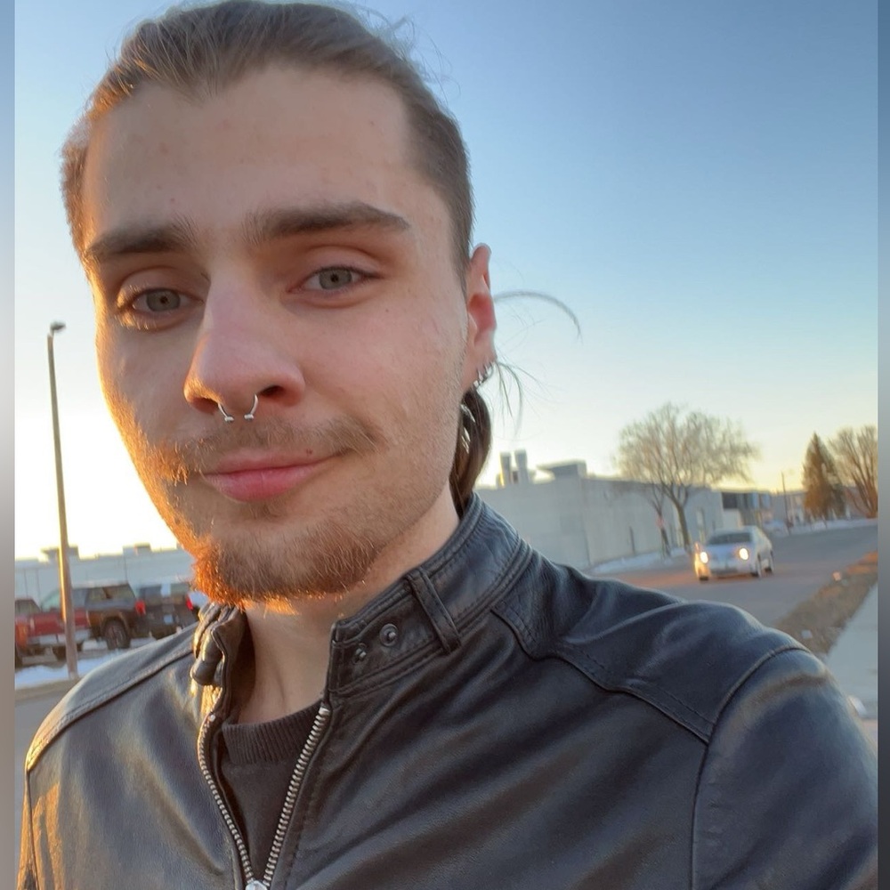Meet your Posher, Michael - Picture 2 of 2